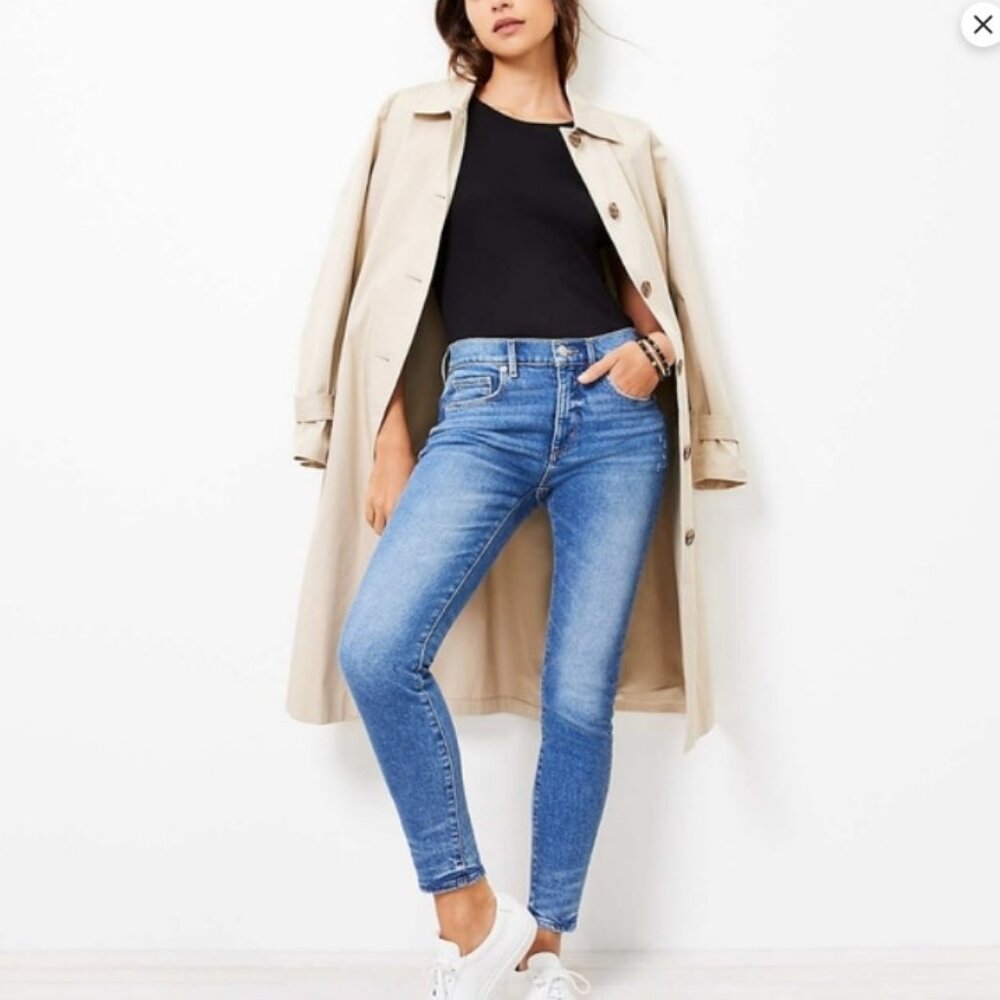 LOFT Light Blue Skinny Jeans
